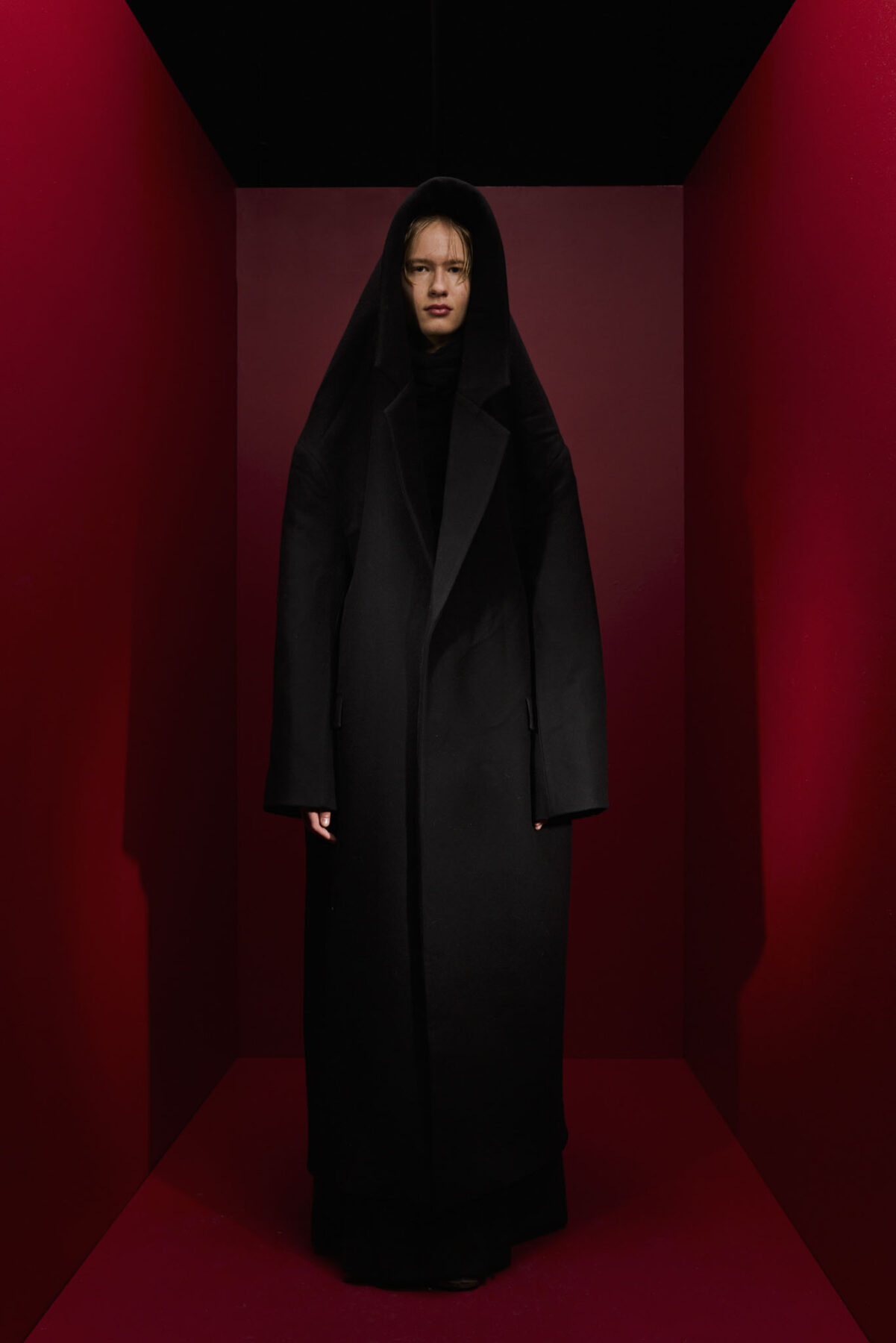 Model wearing Aalto University graduate collection