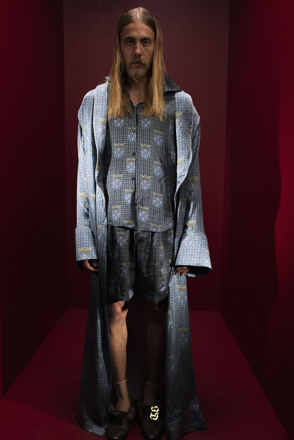 Model wearing Aalto University graduate collection